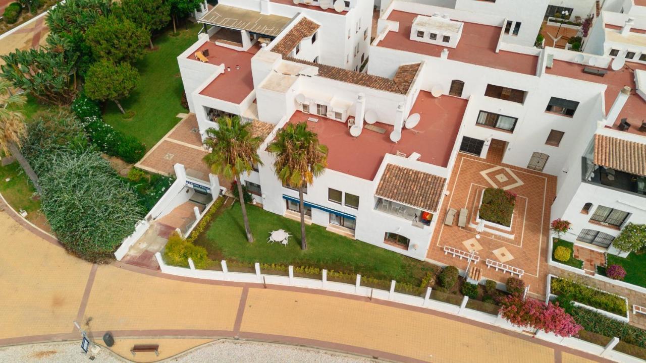 Home, With Direct Access To The Beach, Sea Views And South Facing, In Puerto Banus Apartamento *